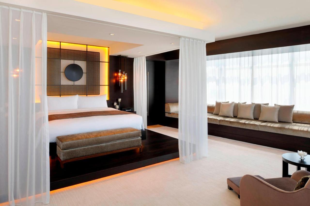 Jw Marriott Marquis Hotel Dubai Exterior foto A suite at the hotel