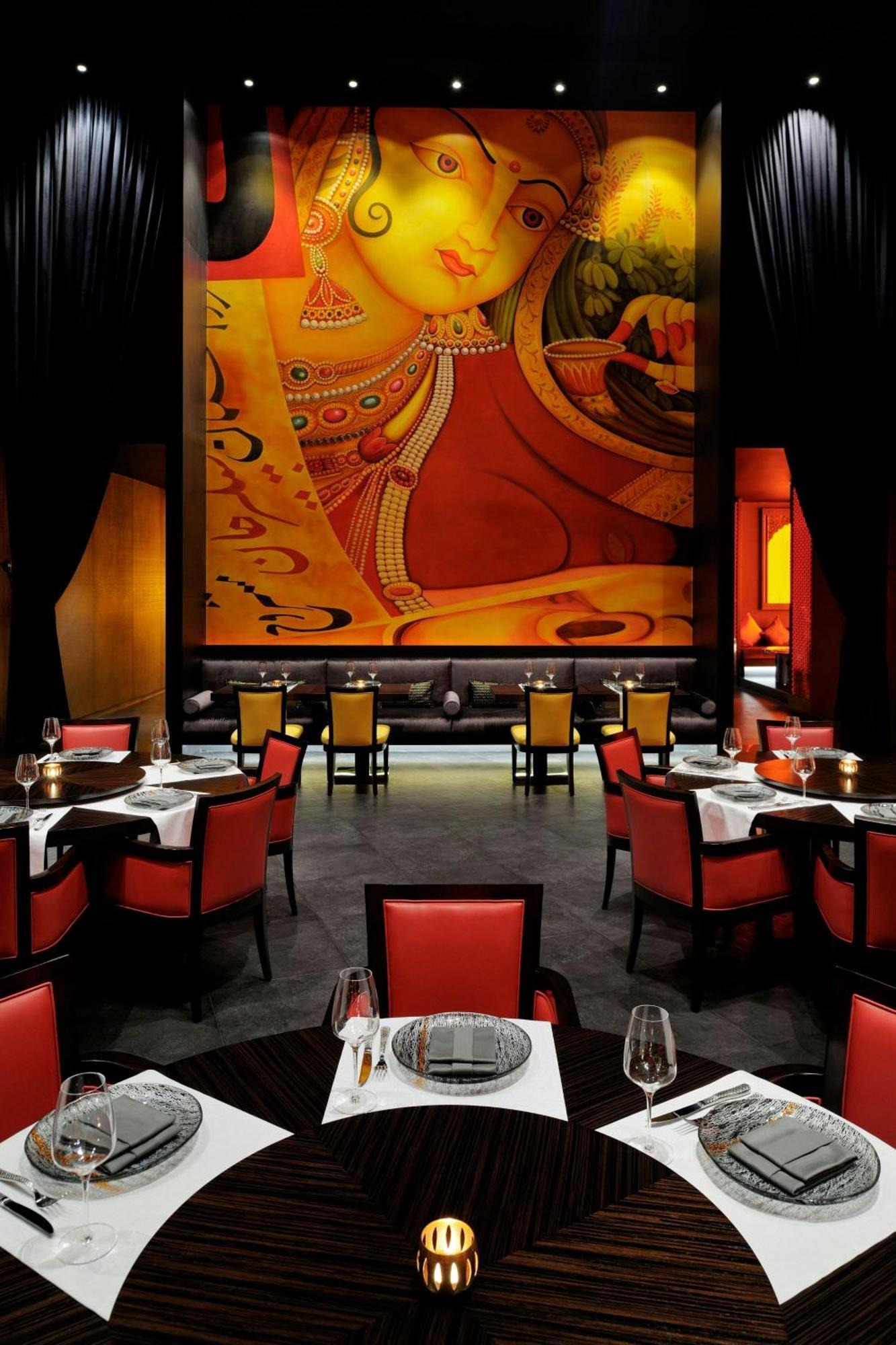 Jw Marriott Marquis Hotel Dubai Exterior foto Interior of the restaurant