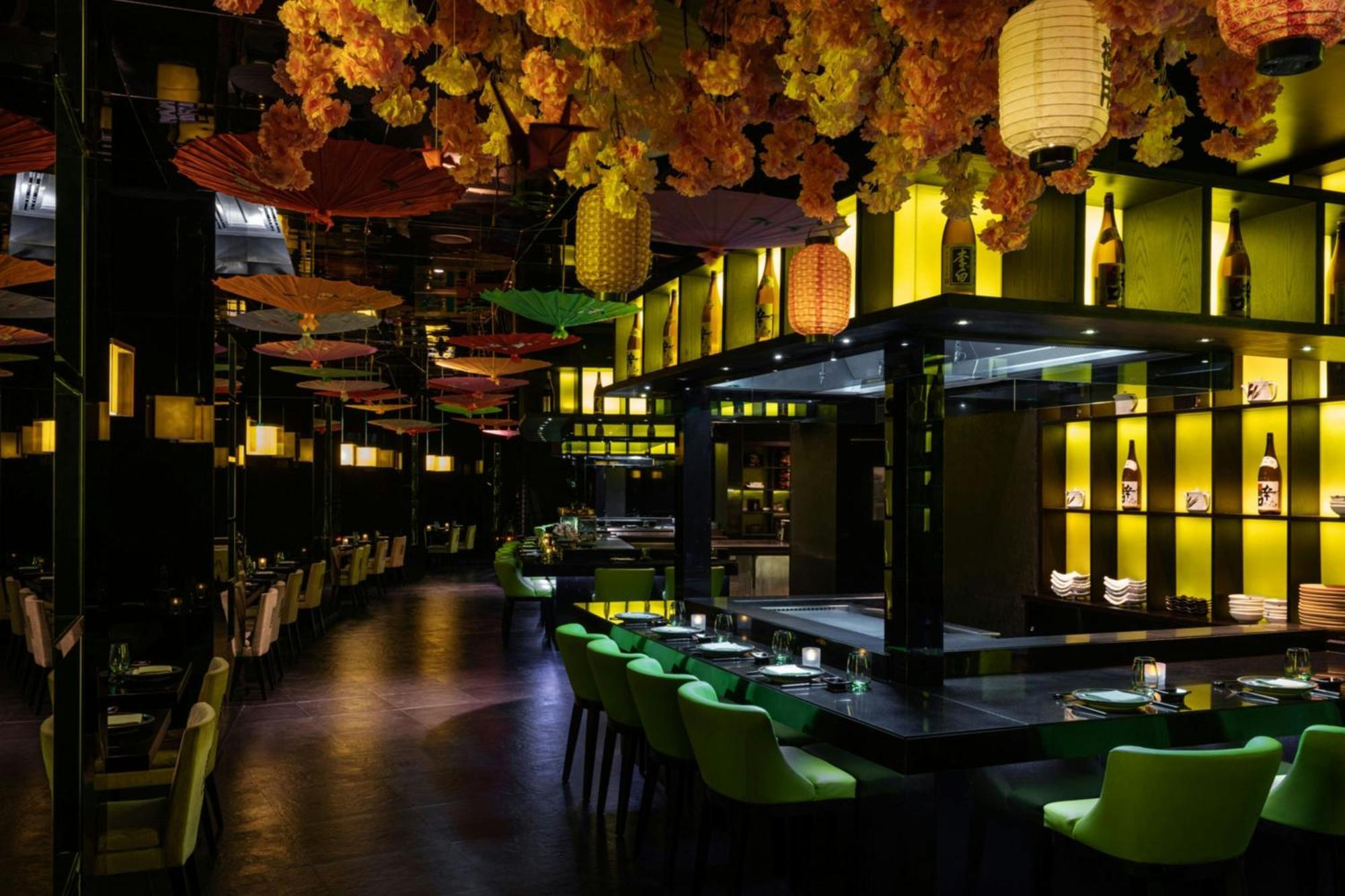 Jw Marriott Marquis Hotel Dubai Exterior foto Interior of the restaurant